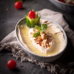 HUMMUS
