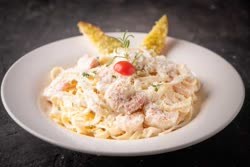 CHICKEN PASTA